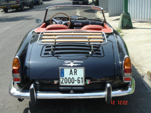 Alfa Romeo 2000 Touring Spider
